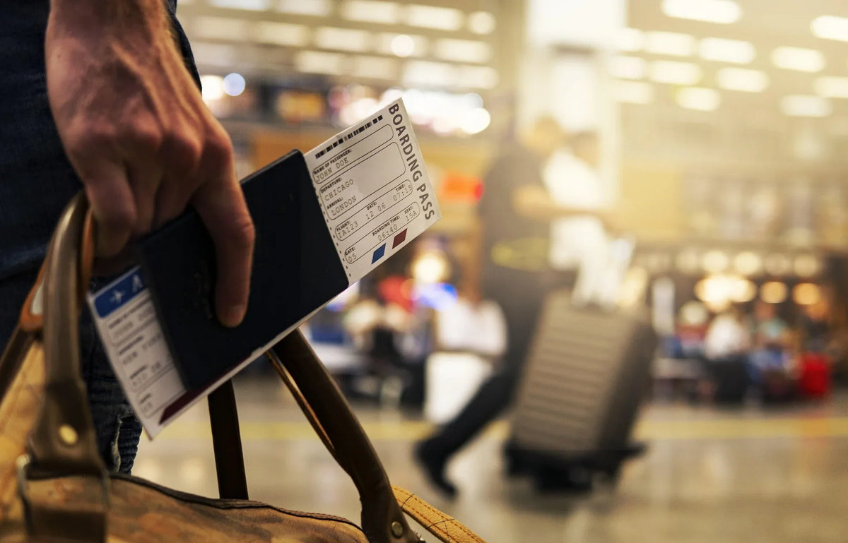 Can You Travel With a Urinary Catheter? Plane, Train & Car Guide