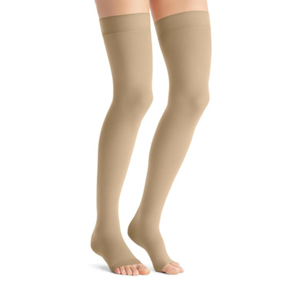 BSN 7518524 PR/1 JOBST OPAQUE WOMEN, THIGH HIGH PETITE W/SIL DOT BAND, 15-20MMHG, SM, NATURAL, OPEN TOE