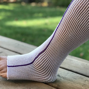 CD CAL060017 PR/1 EDEMAWEAR LITE LYMPHEDEMA STOCKINET SMALL, MAX LIMB CIRCUMFERENCE 60CM (24") LENGTH 55CM (22"), FOR TENDER SKIN, PURPLE STRIPE, LONGITUDINAL COMPRESSION, LATEX-FREE